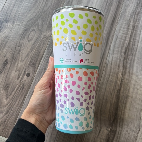 Swig Life Wild Child Pastel pink purple blue cheetah animal print 32 Oz tumbler - Picture 2 of 6